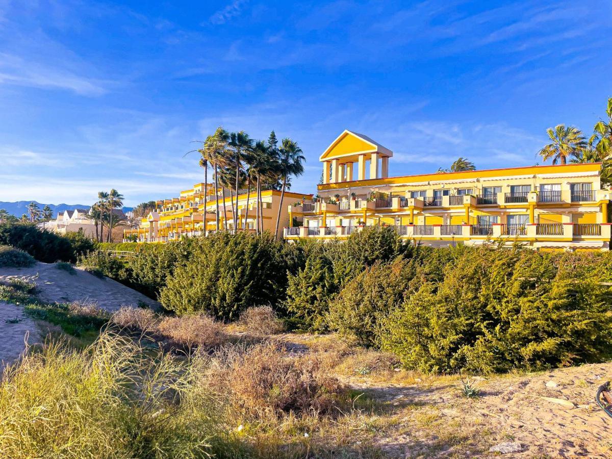 Modern Beach Apartment Romana Playa 723 In Marbella, Elviria Exterior photo