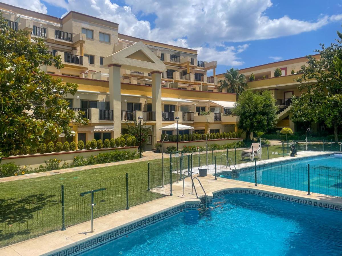 Modern Beach Apartment Romana Playa 723 In Marbella, Elviria Exterior photo